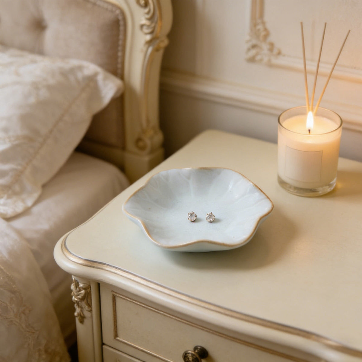 Leaf-Shaped Ceramic Trinket Dish in White, 4.33 x 3.54 in Ring and Key Tray - Image 6